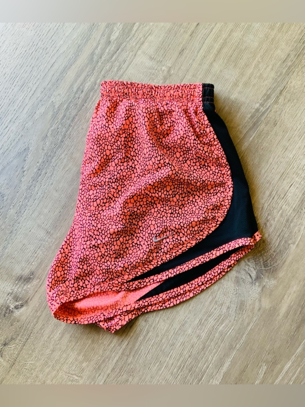 Nike Active Shorts w/ Liner Women's Small